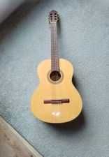 Zamienię gitarę akustyczną  SAMICK C-3 na łuk dla dorosłych