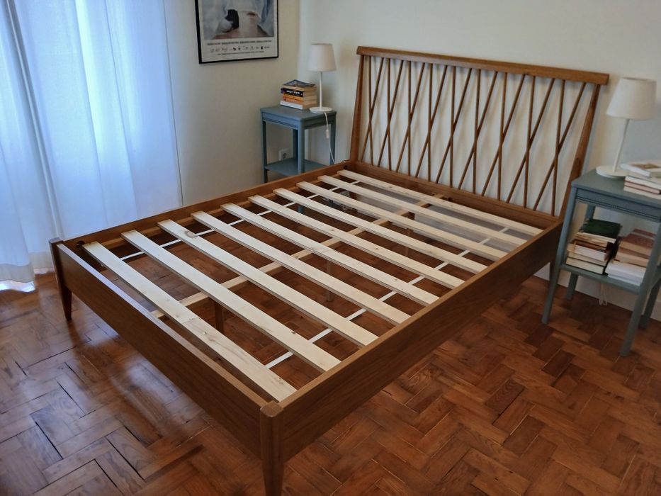Cama de casal de madeira (La Redoute) + colchão