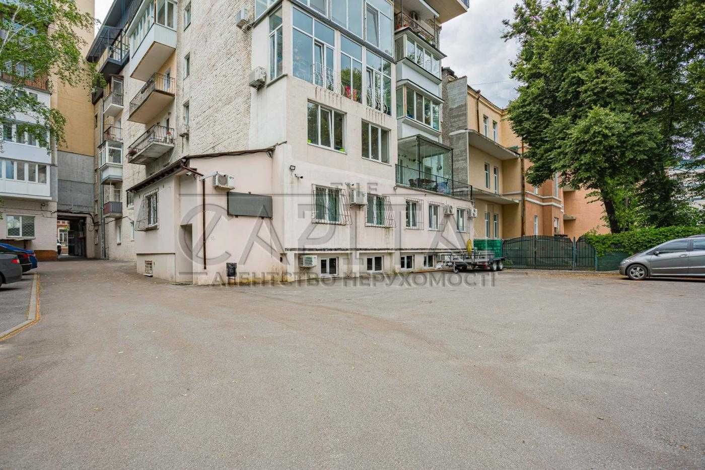 Продаж комерційної нерухомості / 185м2 / Київ