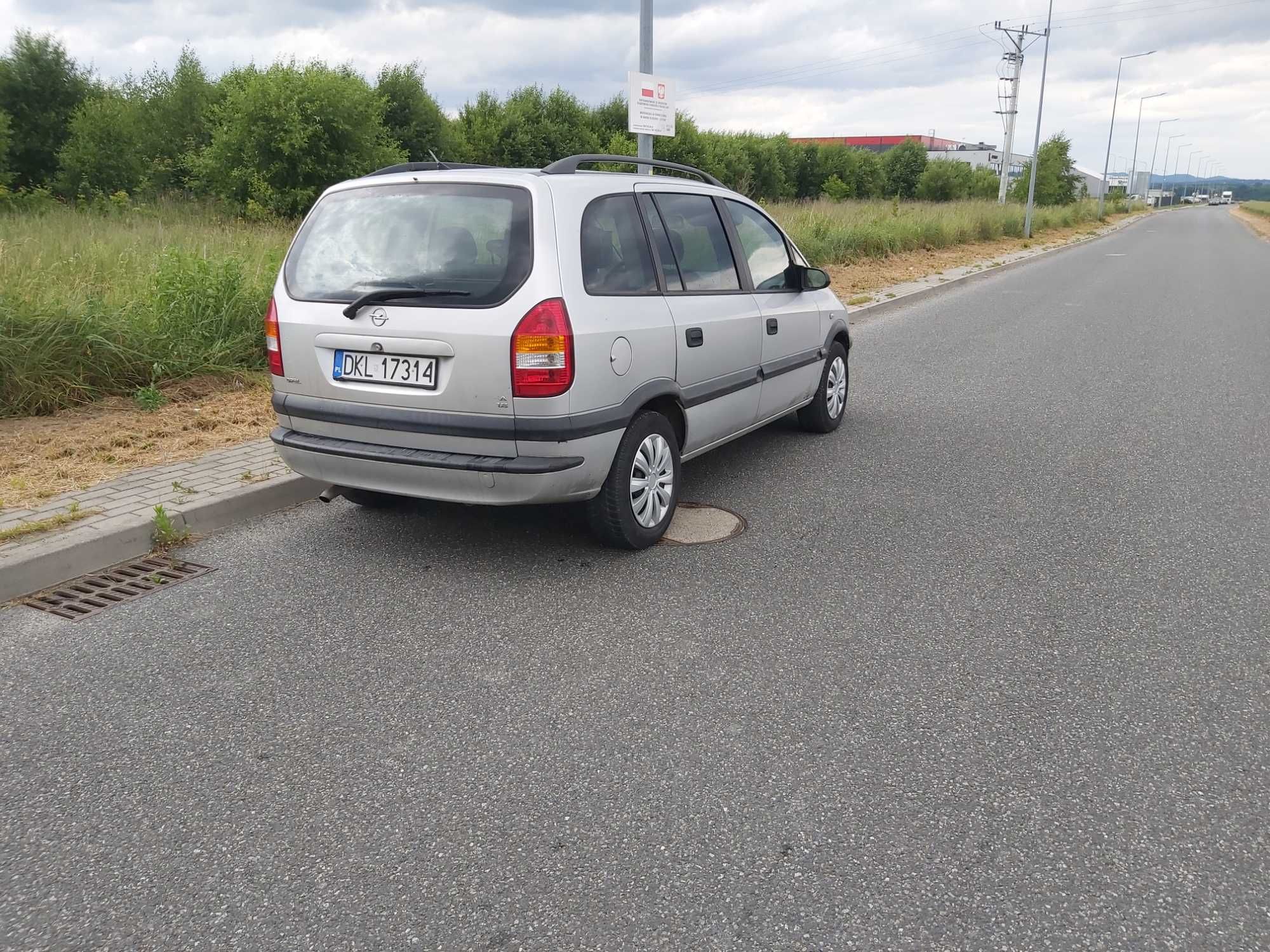 Opel Zafira 7-osobowa