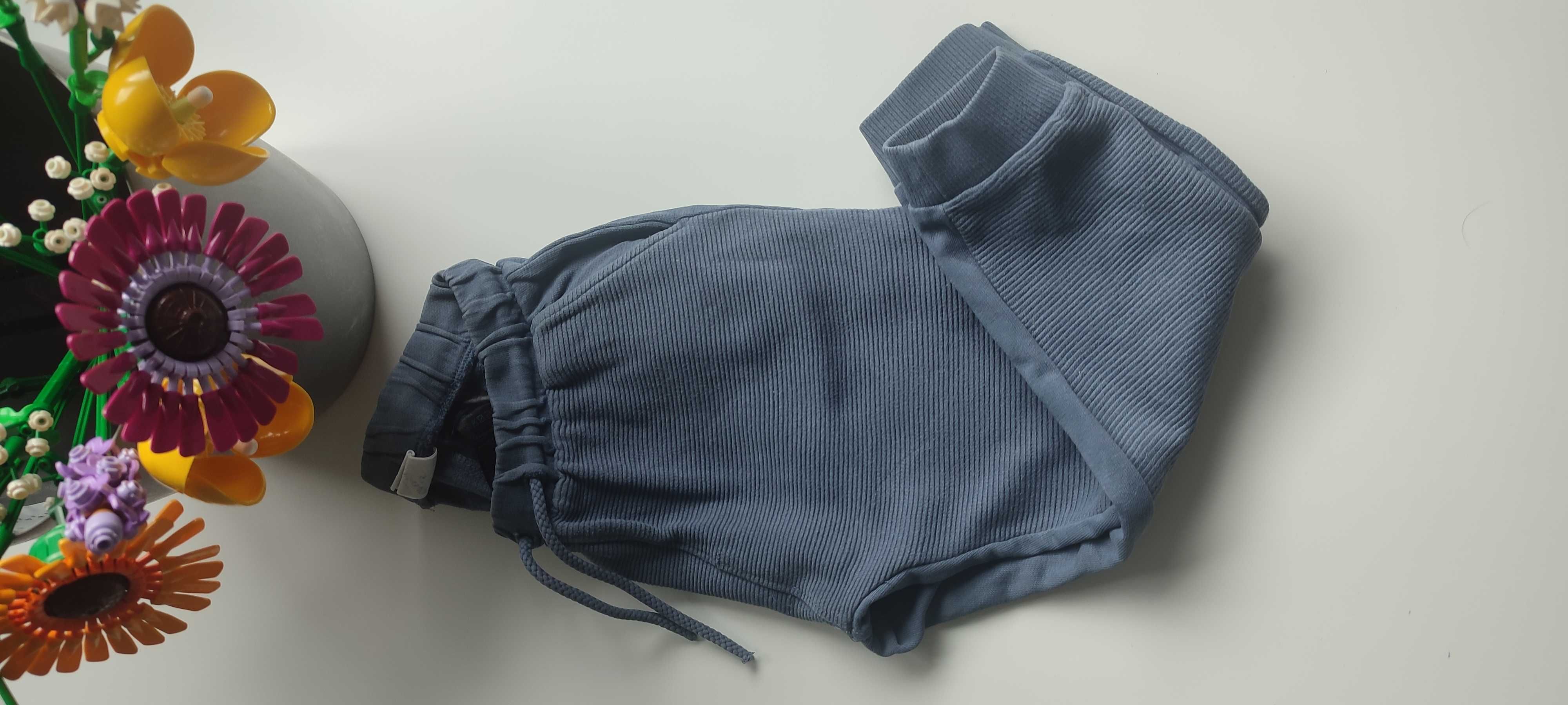 H&M r. 98-104 cm, na 3-4latka spodnie chłopięce niebieskie w prążek