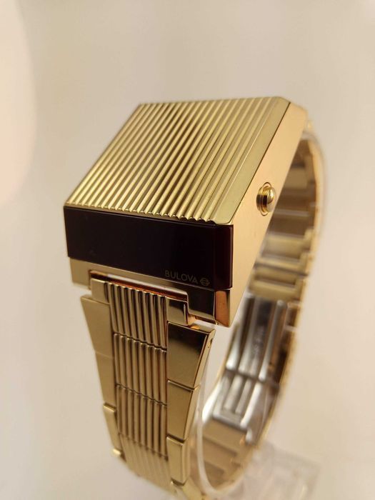 Bulova Computron 97C110 футуристические мужские часы в ретро дизайне