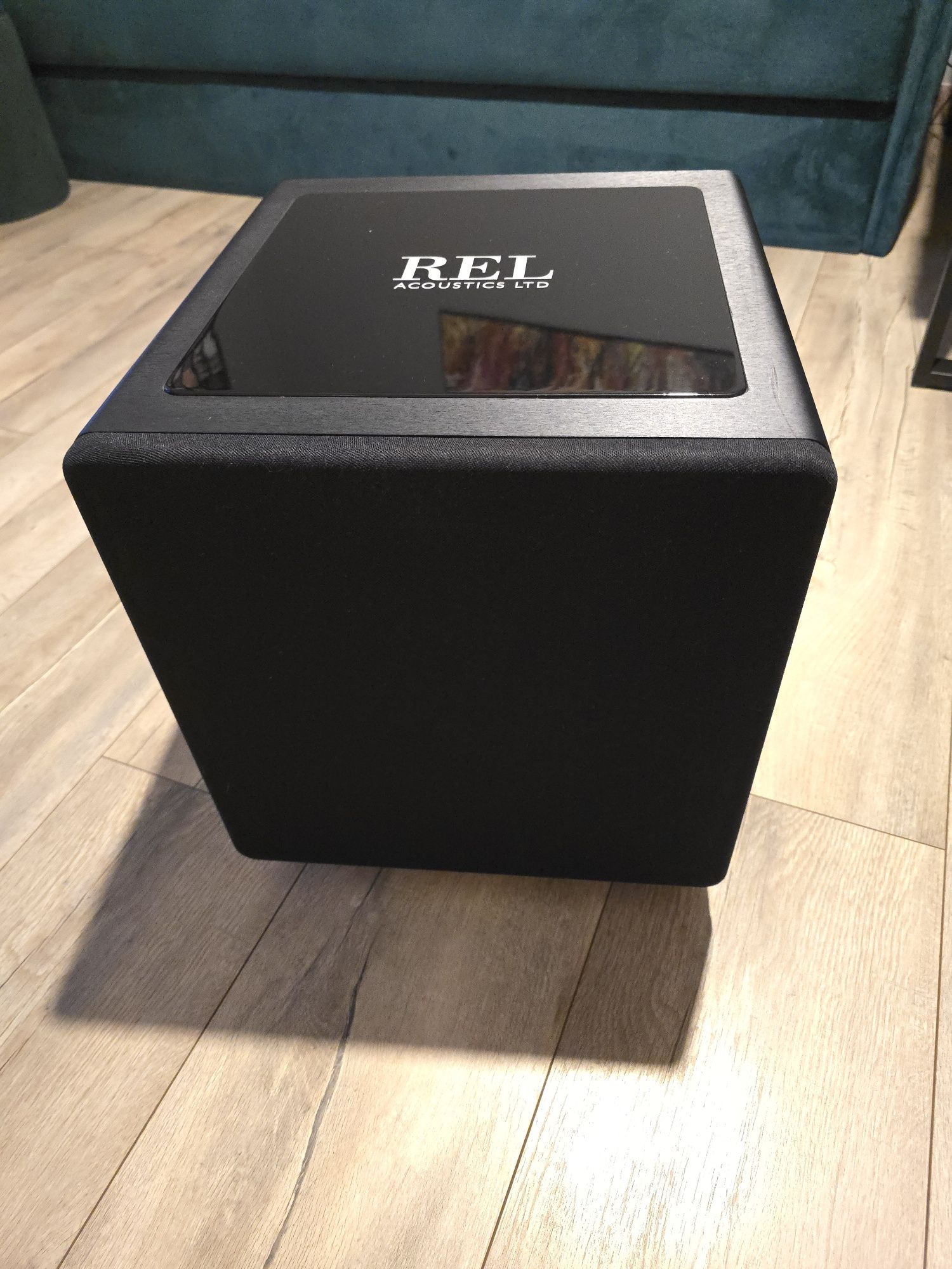 Rel 1205 subwoofer aktywny