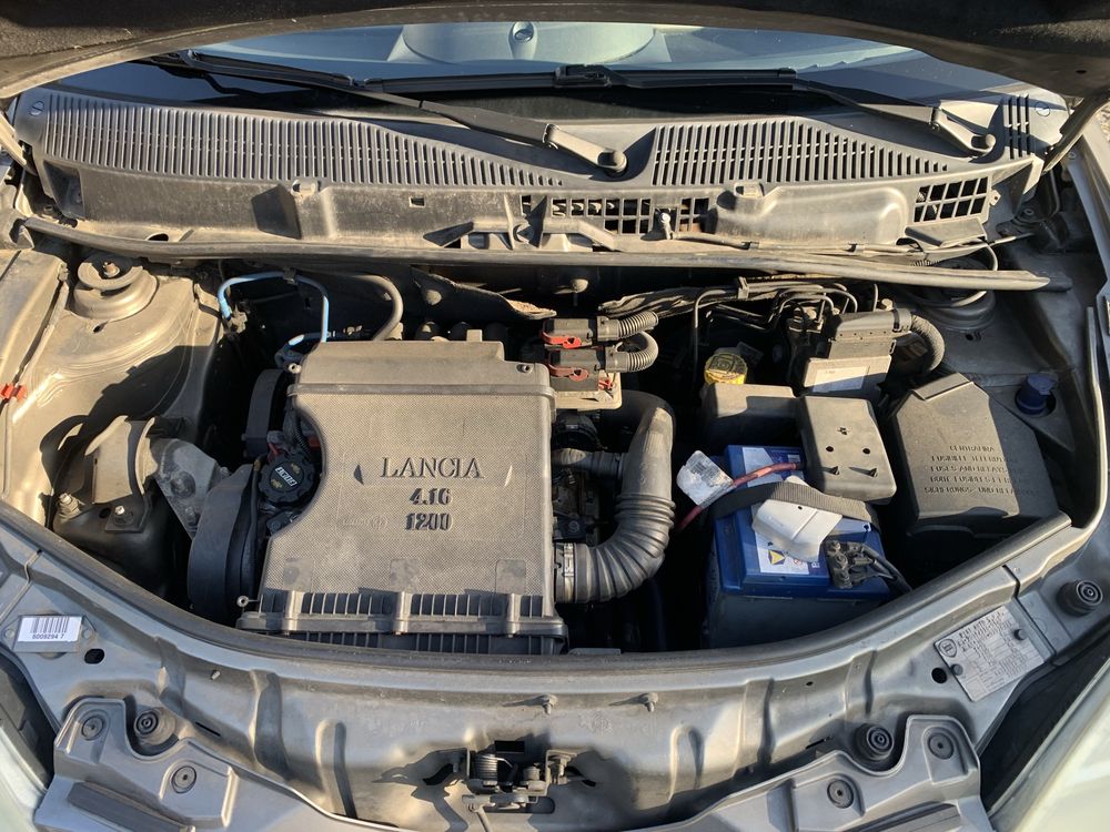 Lancia Y 1.2 gasolina 2004