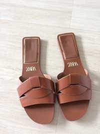 Sandalias castanhas Zara