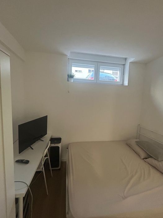 T3 com Suíte, remodelado, Central Amadora