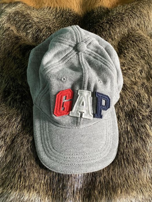 Бейсболка кепка GAP