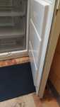 Продам холодильник indesit
