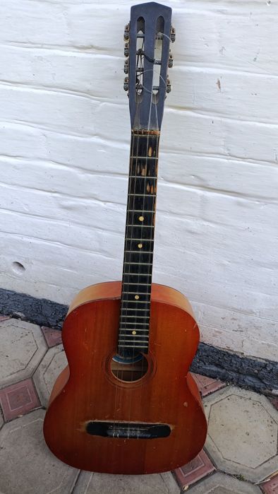 Гітара акустична