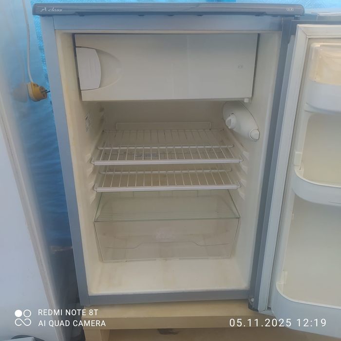 Sprzedam działający lodówki małe