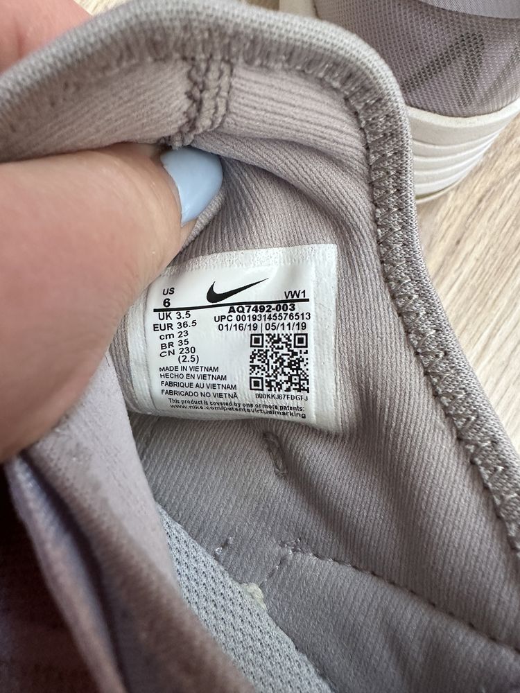 Кроссовки Nike Air 36.5 23 см