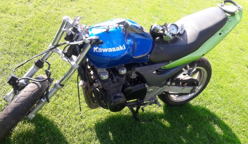 Kawasaki 750 zr7 zr części