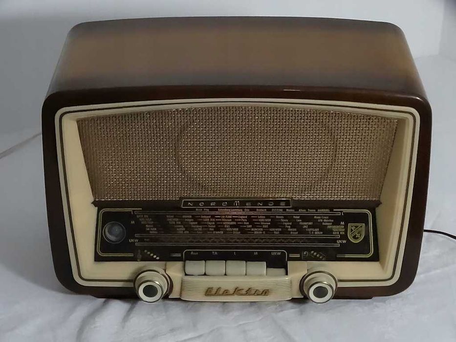 Radio lampowe Elektra 56 Nordmende - uszkodzone - okazja!