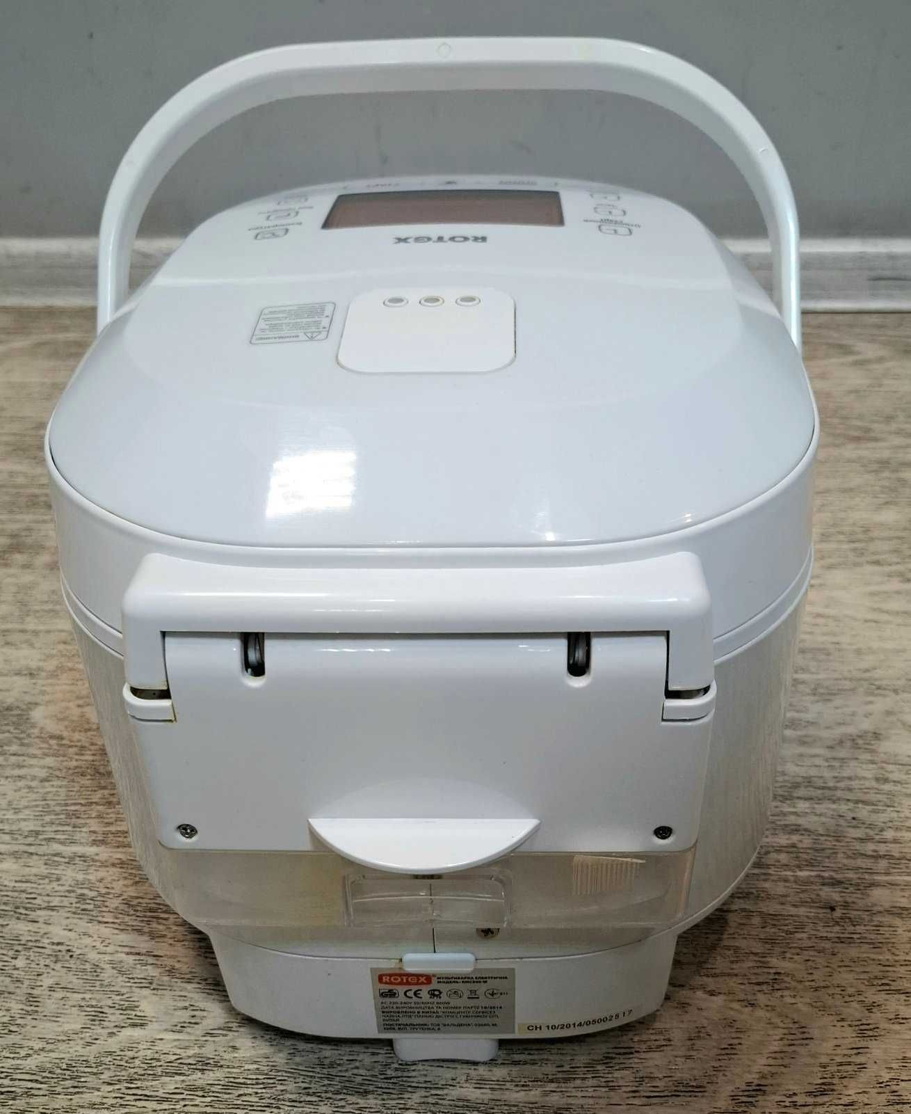 Мультиварка ROTEX RMC 860-W