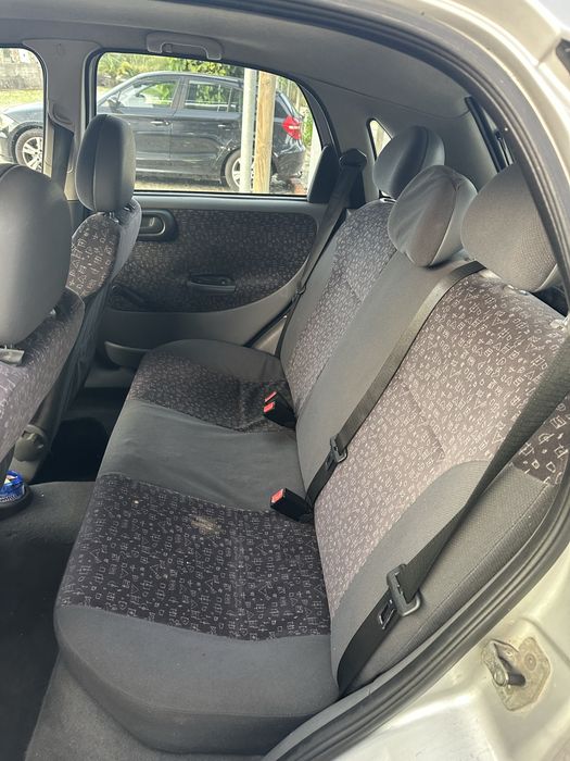 Opel corsa C 1.2 gasolina 2001