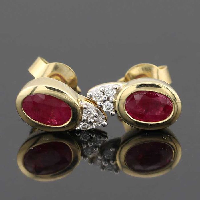 Złote kolczyki z rubinami i diamentami eleganckie 14K