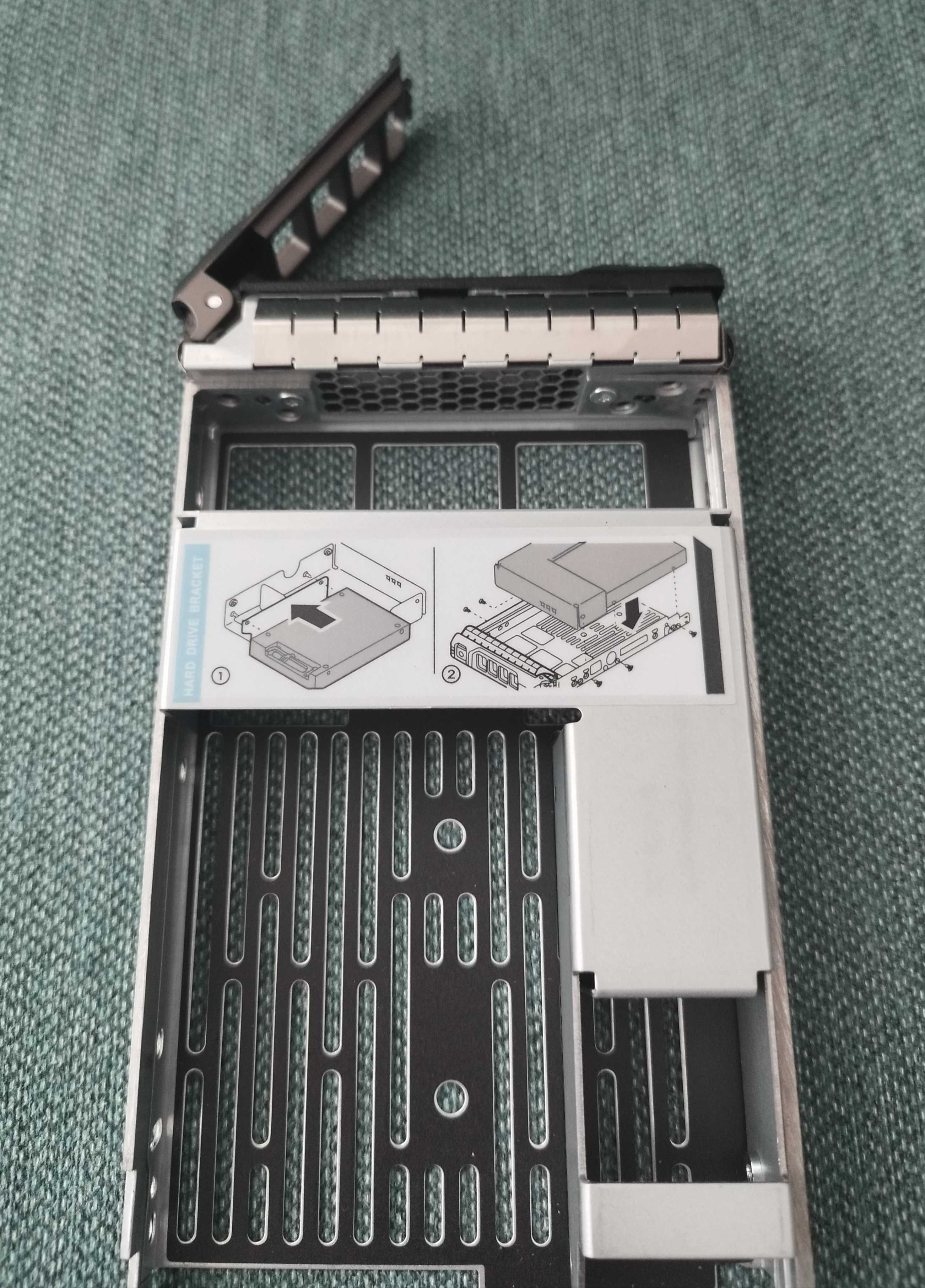 Adapter DELL 3,5' 2,5' SAS SATA SSD, 1 szt.