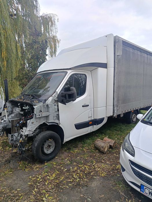 Master III kabina z ramą - 18r