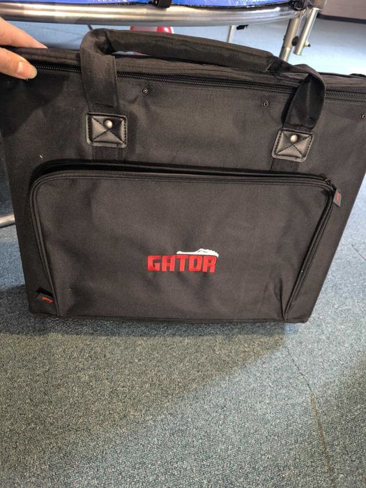 Power amp Carvin TS100