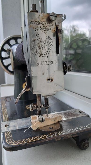 Stara maszyna do szycia Anker
