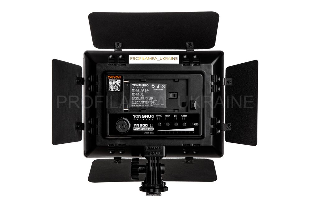 Професійне відео світло YONGNUO YN300 ll