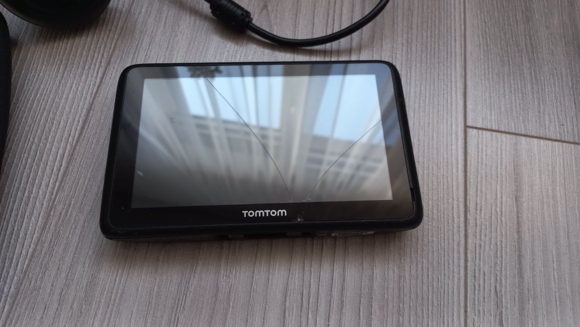 Навігатори  TOMTOM -3 шт.