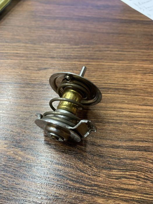 Термостат до Мерседес