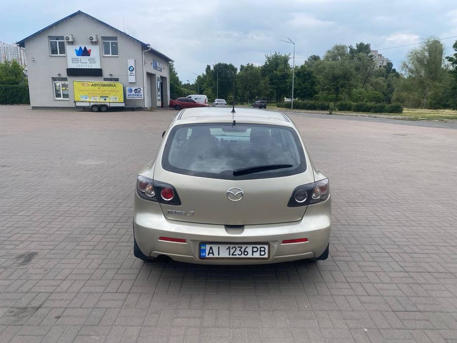 Продам мазду 3, 1.6 мех, люк, климат, стабилизация