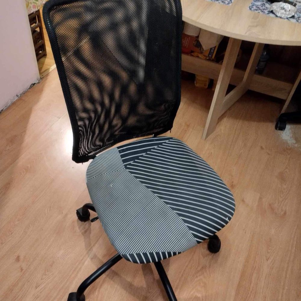 Krzesło biurowe sprawne