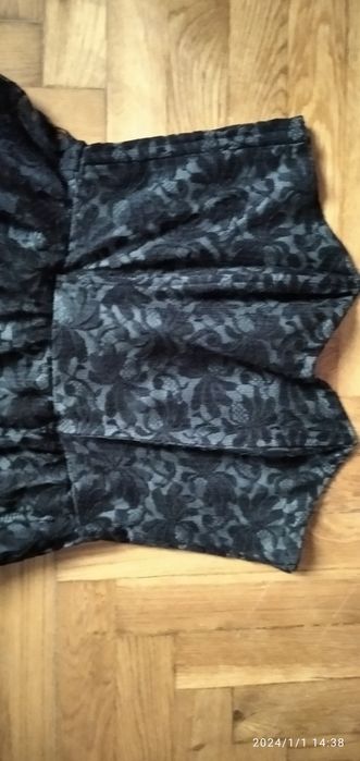 Balowa koronkowa sukienka bez ramiączek