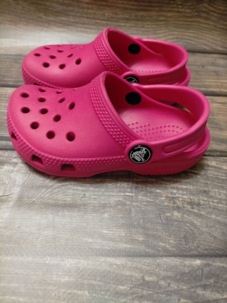 Шлепанци клоги босоножки сланци оригинал розовые CROCS