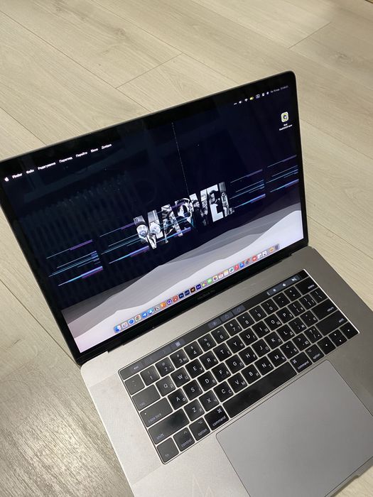 Macbook Pro 15” 2017 i7 3,1 GHz 16/512