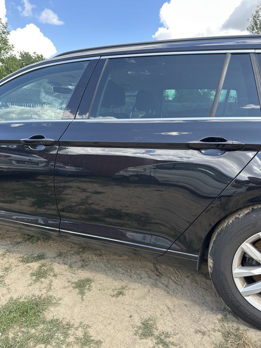 Drzwi lewe tył passat b8 kombi lc9x kompletne
