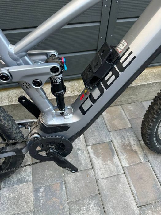 Електровелосипед cube stereo race 750 2023рік