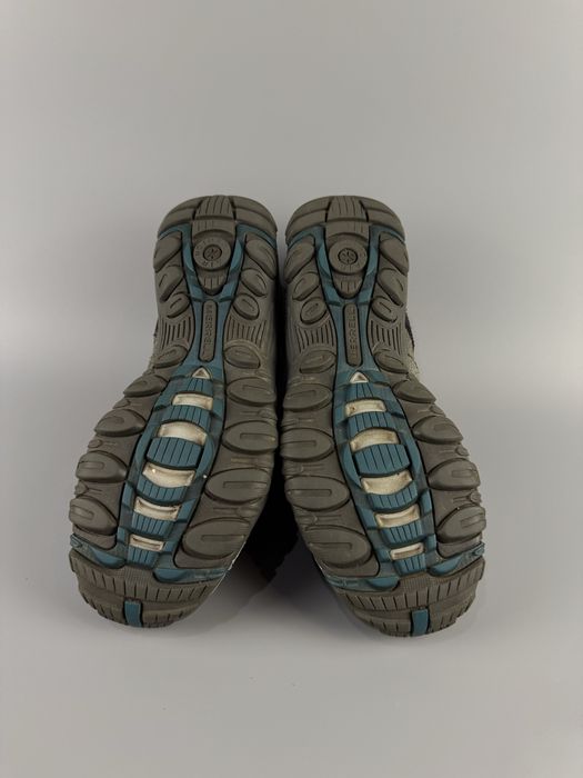 Розмір 39 25 см Трекінгові жіночі кросівки Merrell Castlerock