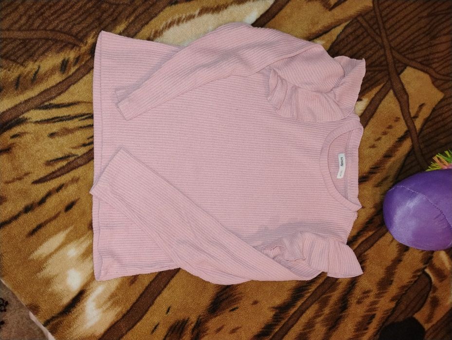 Paka ubrań dla dziewczynki rozmiar 122/128