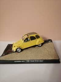 Citroen 2CV Bond 007 Ixo Diorama 1/43