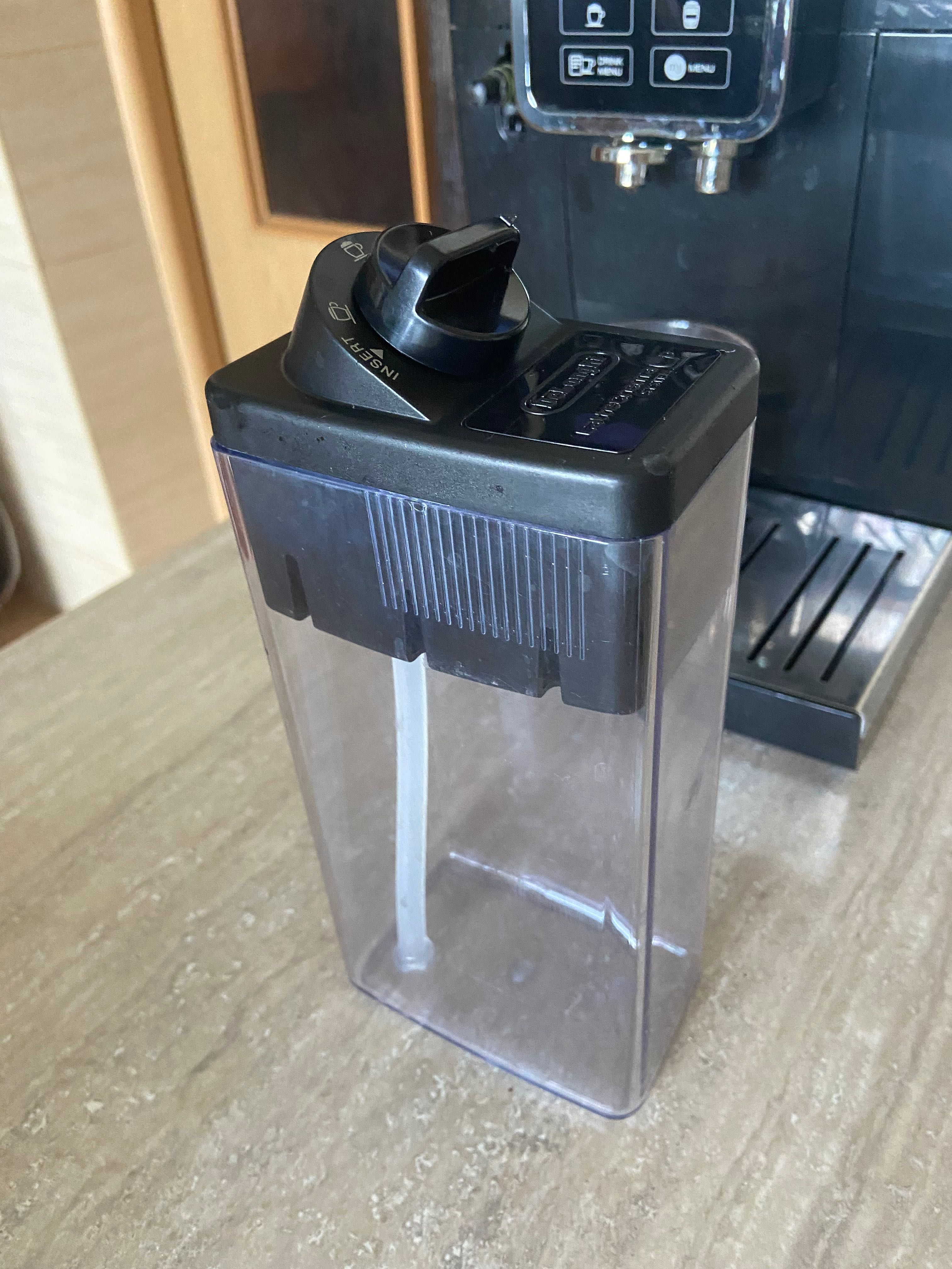 Ekspres DeLonghi