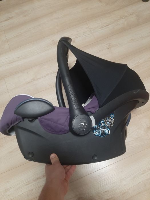 Fotelik samochodowy Nosidełko MAXI COSI CABRIO FIX  0-13kg