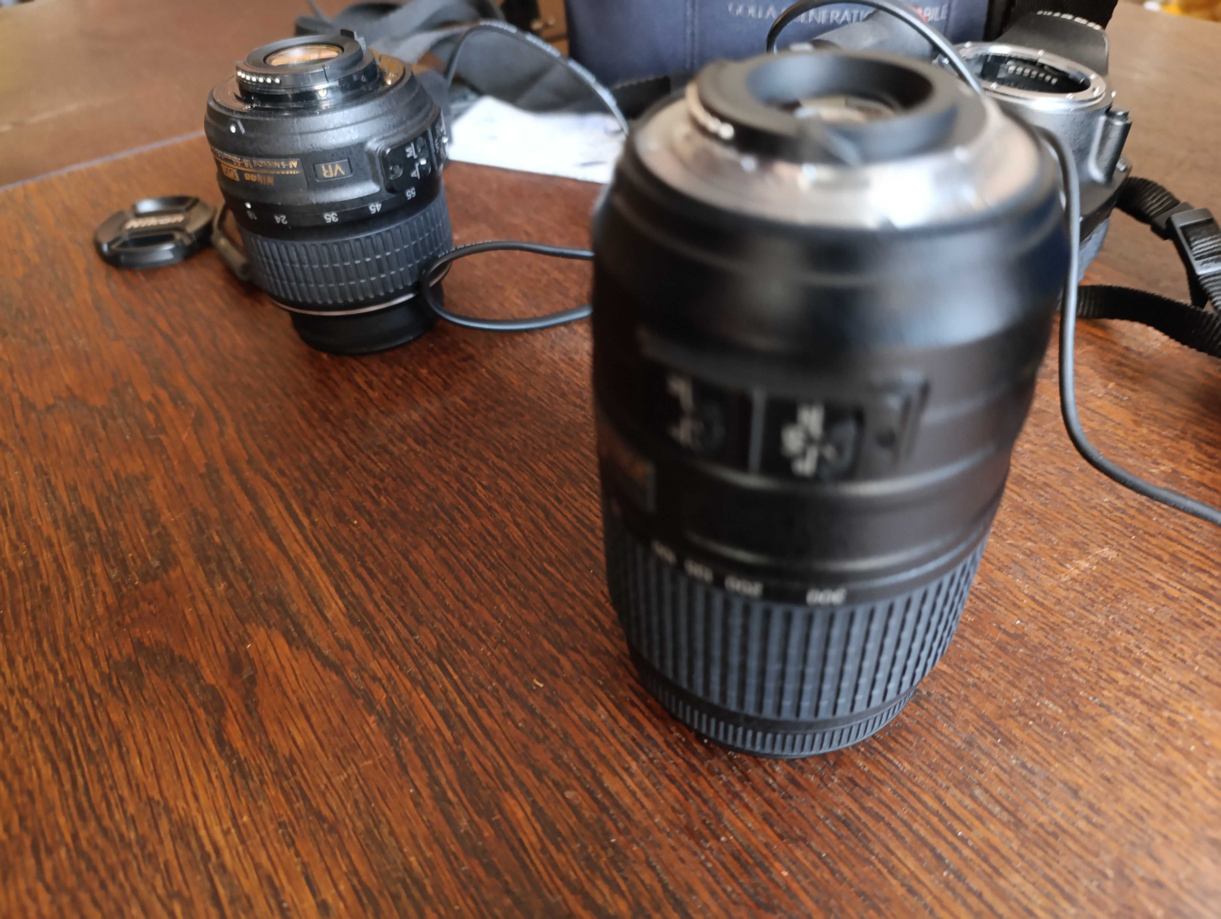 Nikon D3200 + VR DX AF-S Nikkor 18-55, 55-300 + extra 750/900/1600