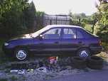 hyundai accent 96 duzo czesci sprawny zabytkowy dach z winylu