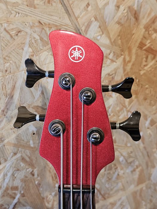 Pratos de choque e outros instrumentos