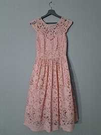Różowa koronkowa sukienka Taranko (rozmiar 34)
