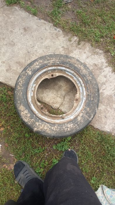 Продам колеса таврія славута пару