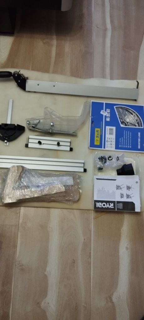 Распиловочный настольный станок Ryobi 1800G , настольный