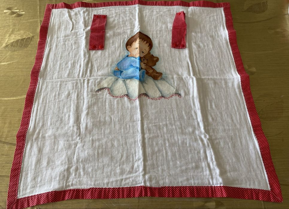 Tapa- ovo Pintado a mão da Minnei