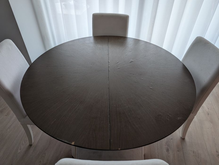 Mesa Antarte e 4 cadeiras