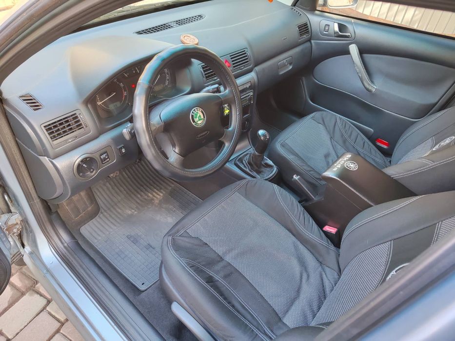 Шкода Октавія Тур