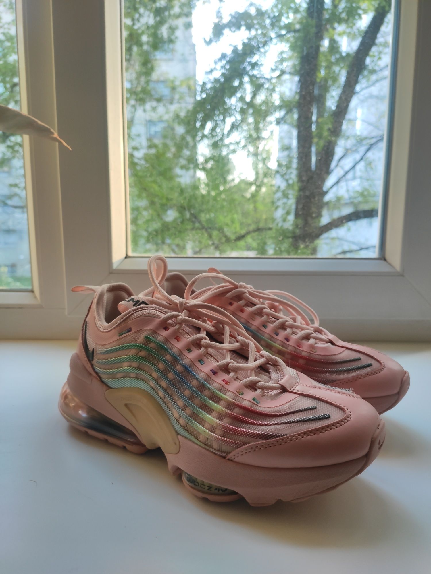 Кросівки Nike air max zoom 950 (37 розмір)