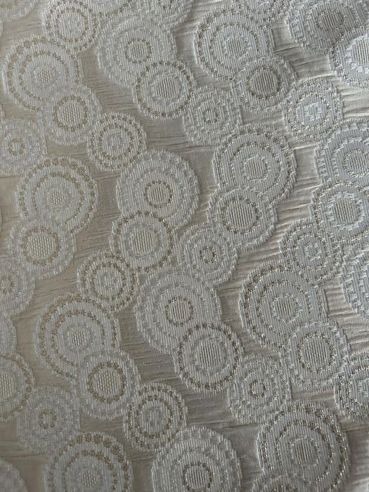 Kupon 10 m. Tkanina ze złotą nitka zasłony obrusy dekoracje Świeta